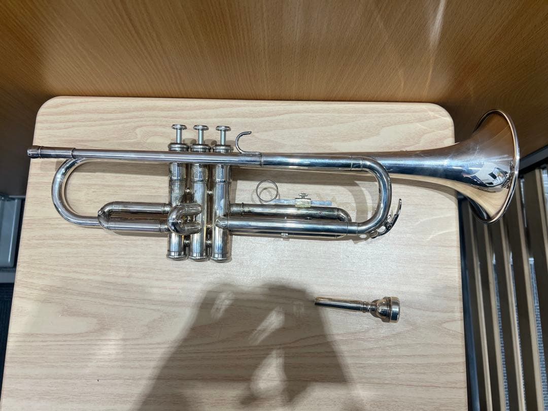 トランペット　YAMAHA YTR1335 シルバー　銀