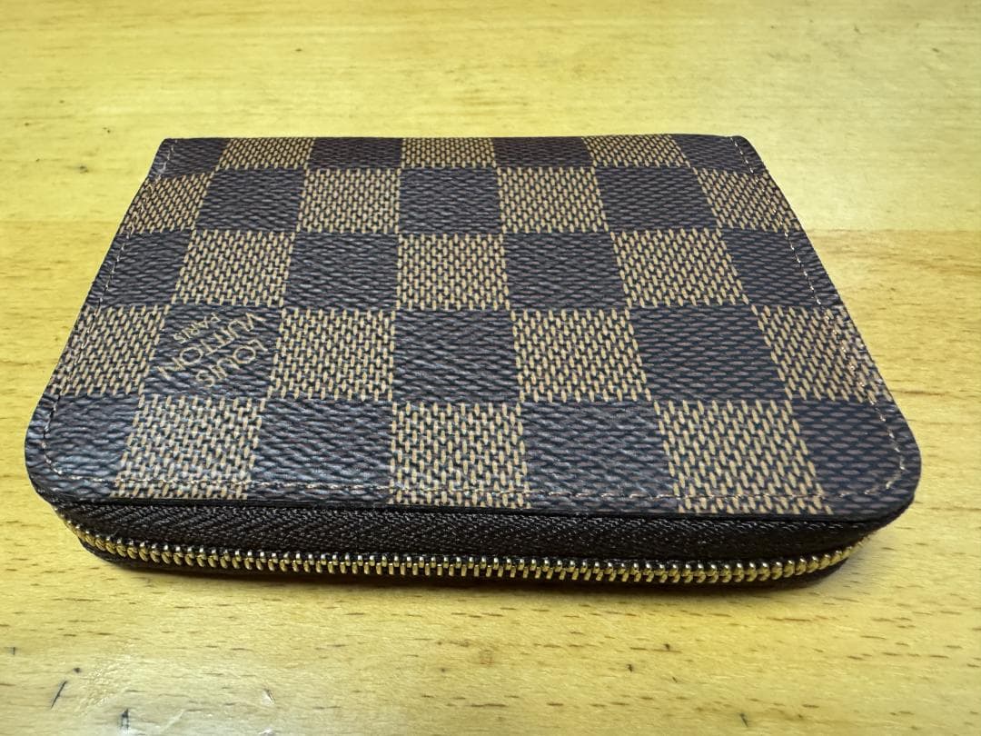 ルイヴィトン　ジッピー・ パース