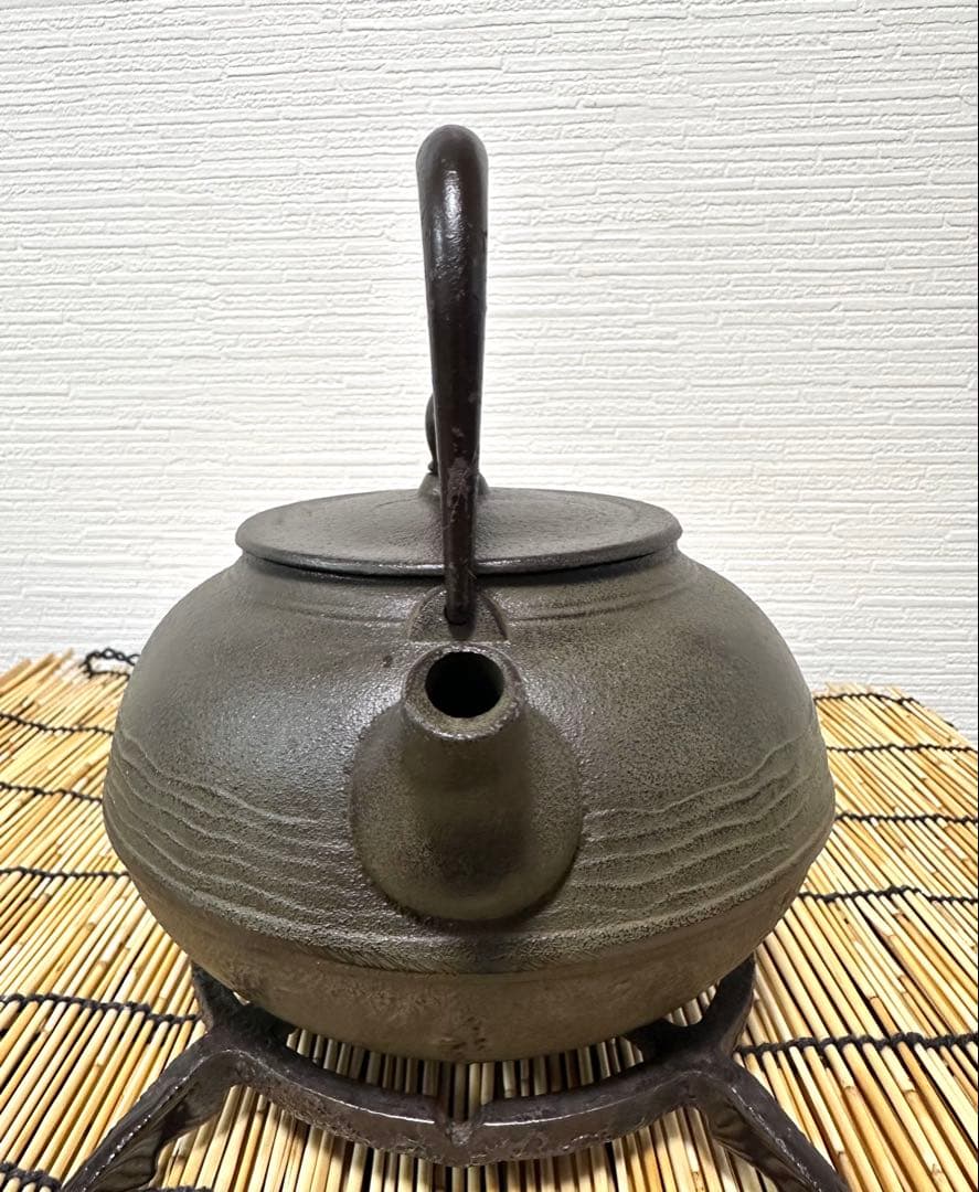 未使用品　南部宝星堂造　１３型　糸目肌　南部鉄瓶　NE様　売約済み