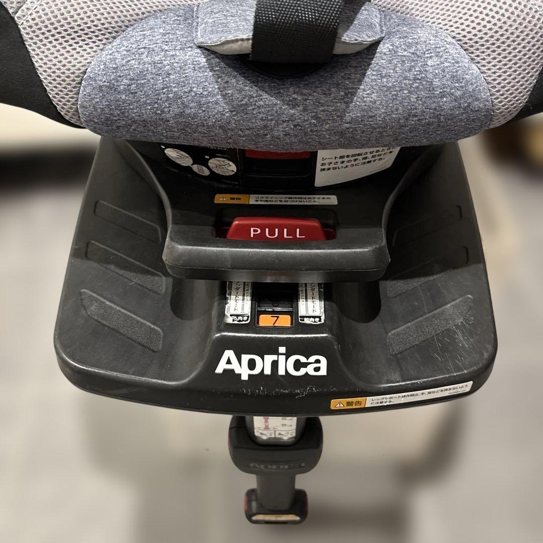 Aprica チャイルドシート クルリラ