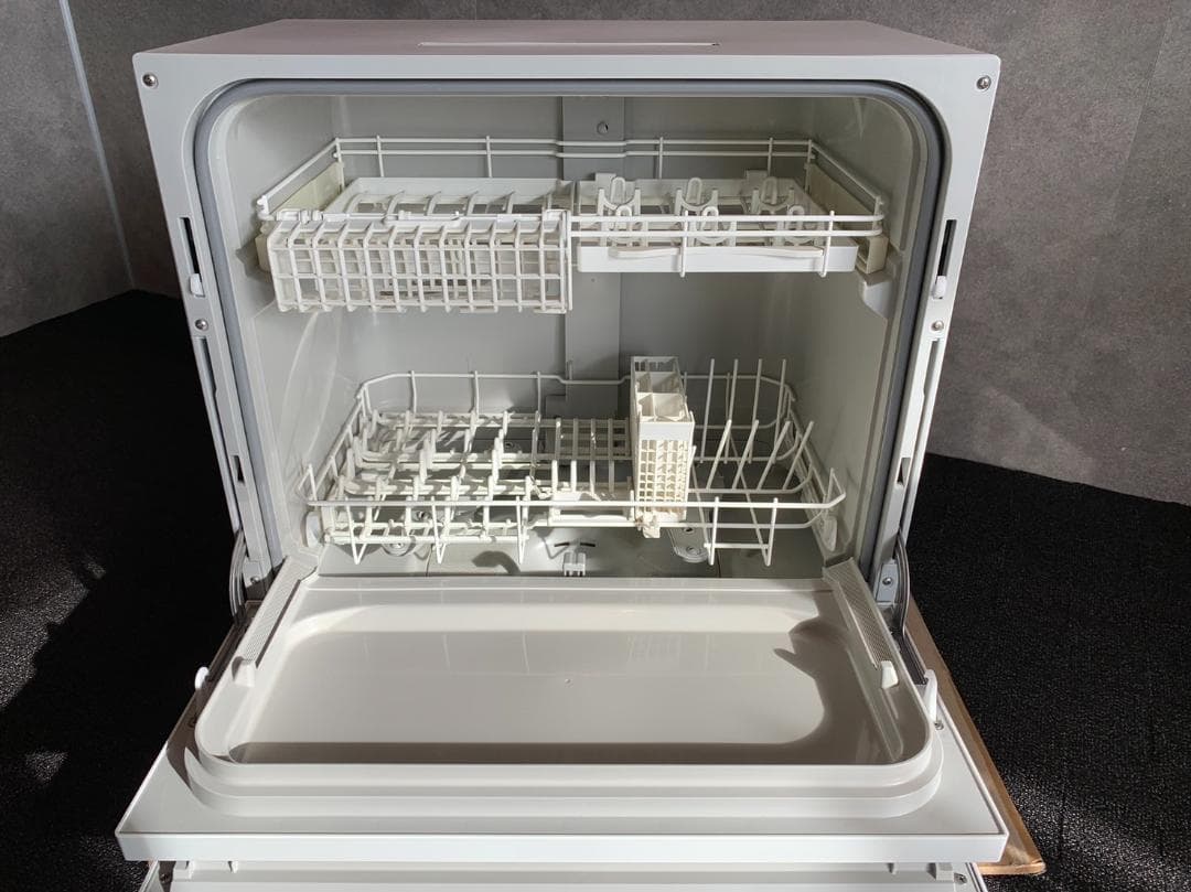 食器洗い乾燥機 Panasonic NP-TAE6-W 2019年製 分岐水栓付 2024