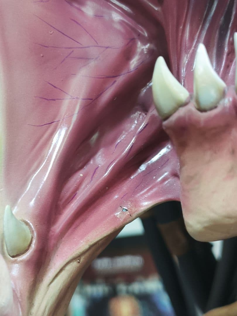 サイドショー製ウルフプレデターバストゆっさゆっさ