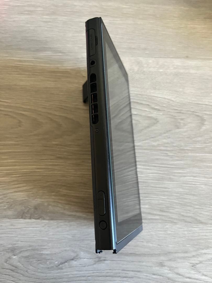 Nintendo Switch 任天堂スイッチ　本体のみ＋カバー付　2019年製