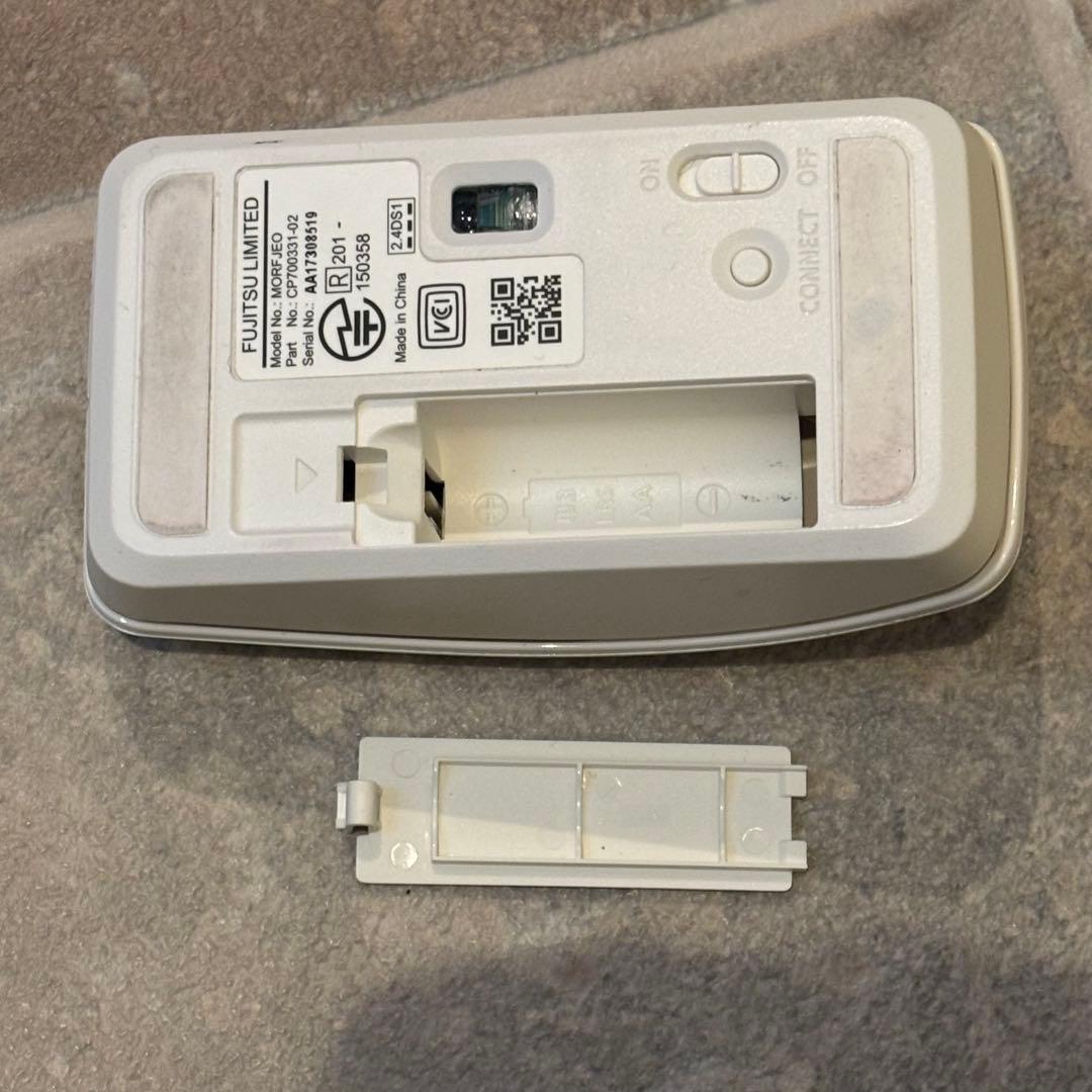 富士通FH77/B1 Core i7-7700 メモリ16GB SSD480