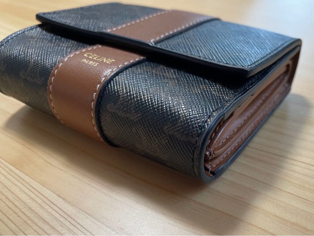 セリーヌ財布 トリンオフキャンバス&ラムスキン - メルカリ