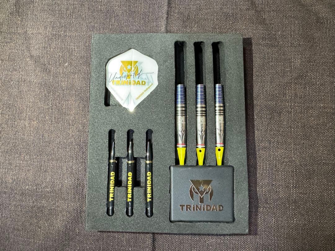 トリニダード×サングリアル ヴァルス エスダーツ限定モデル 2BA