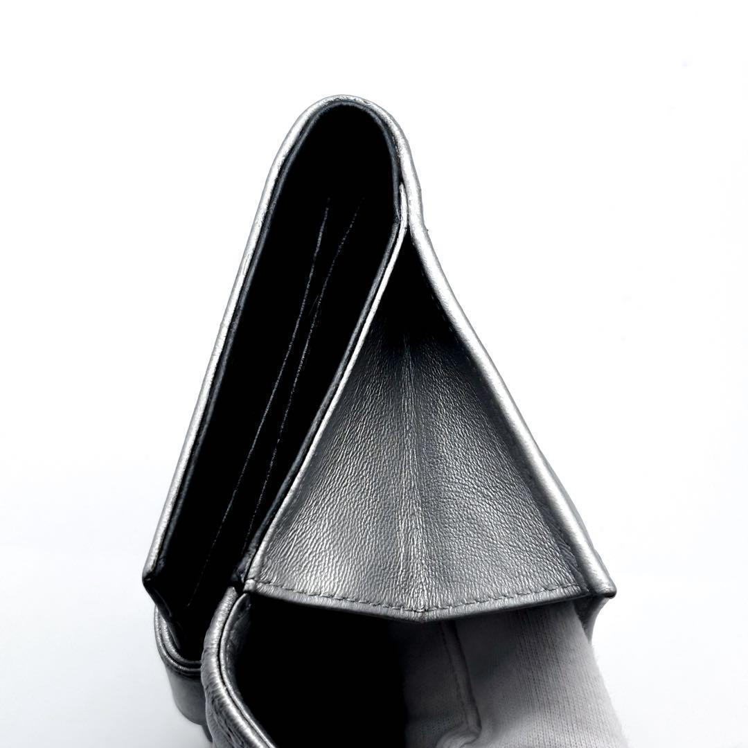 美品✨】シャネル 財布 アイコンライン Wホック 二つ折 SV - メルカリ