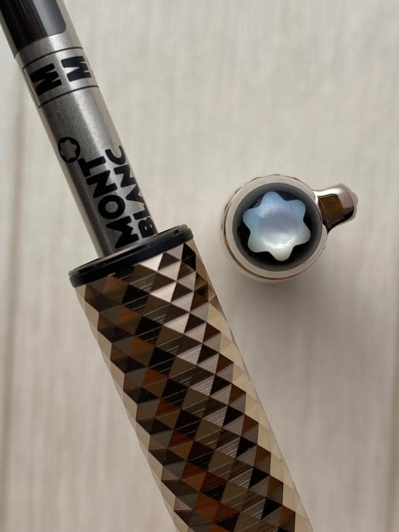 美品 モンブラン シャンパゴールド ソリティアメタル ジオメトリック ボールペン