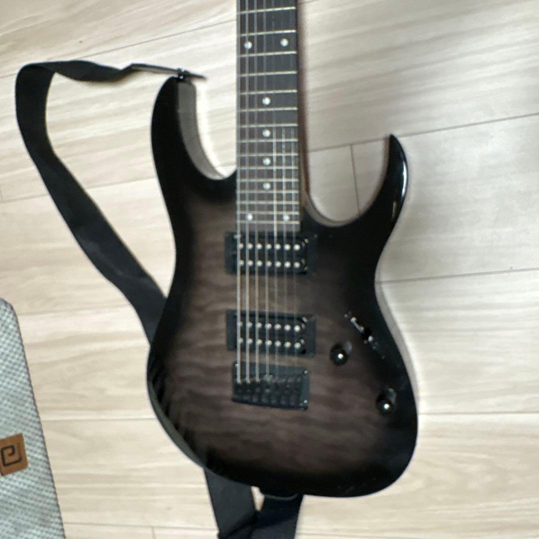 Ibanez Gio 七弦エレキギター (ケース付き)