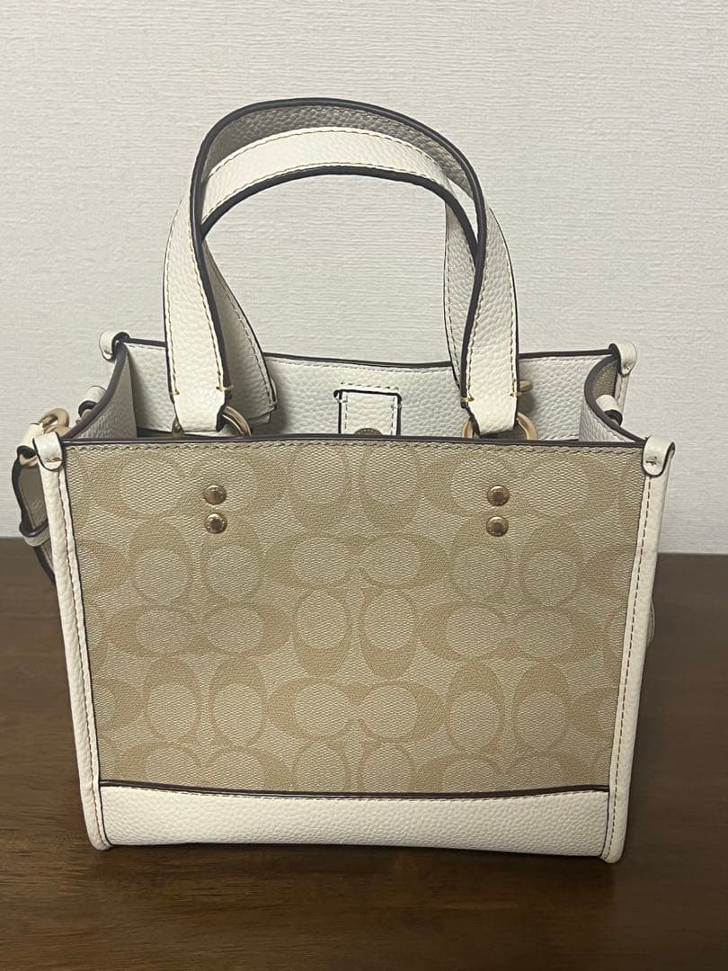 COACH トラ刺繍 ショルダーバッグ