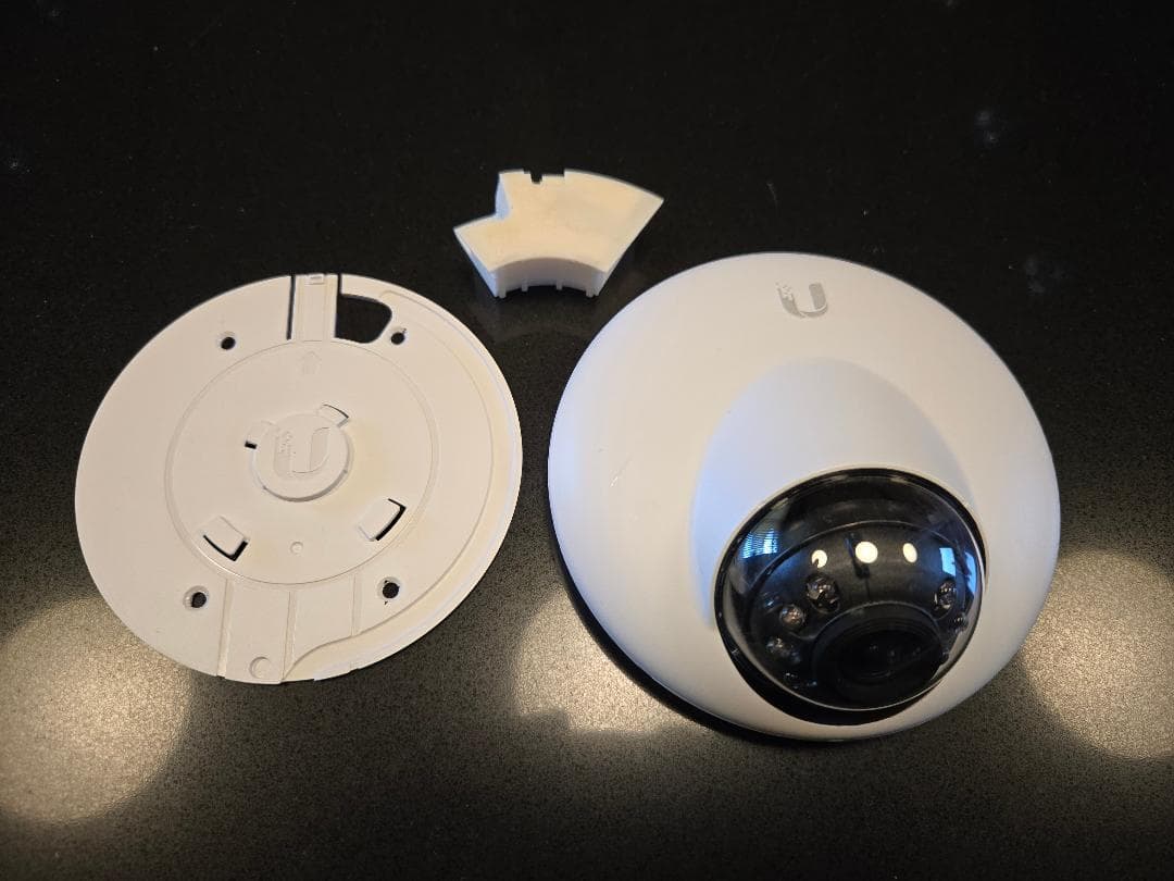 Unifi G3 Dome セキュリティカメラ ホワイト Ubiquiti UniFi Video Camera G3 Dome | NetWifiWorks.com