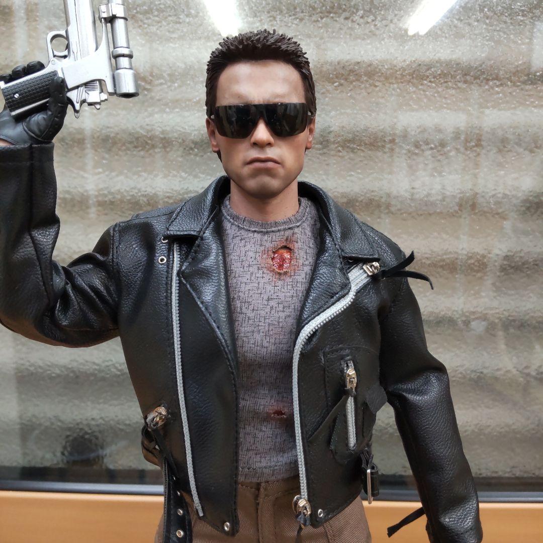 ホットトイズ ターミネーター T-800 バトルダメージ