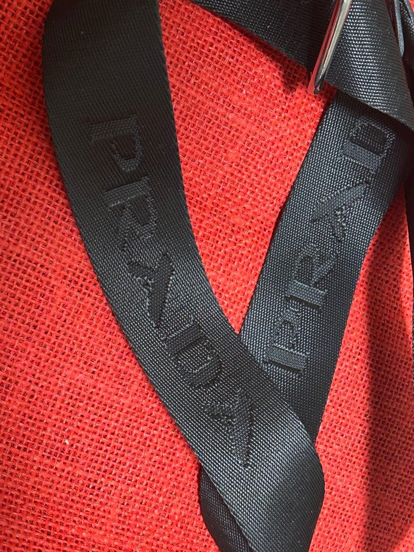 の*ぴ様 プラダ Re-Edition 2005 Re-Nylon バッグ