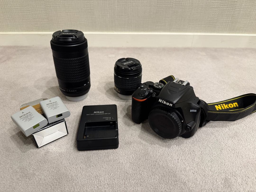 Nikon D3500】カメラバッグ、レンズ2台付きBluetooth搭載 Nikon D3500