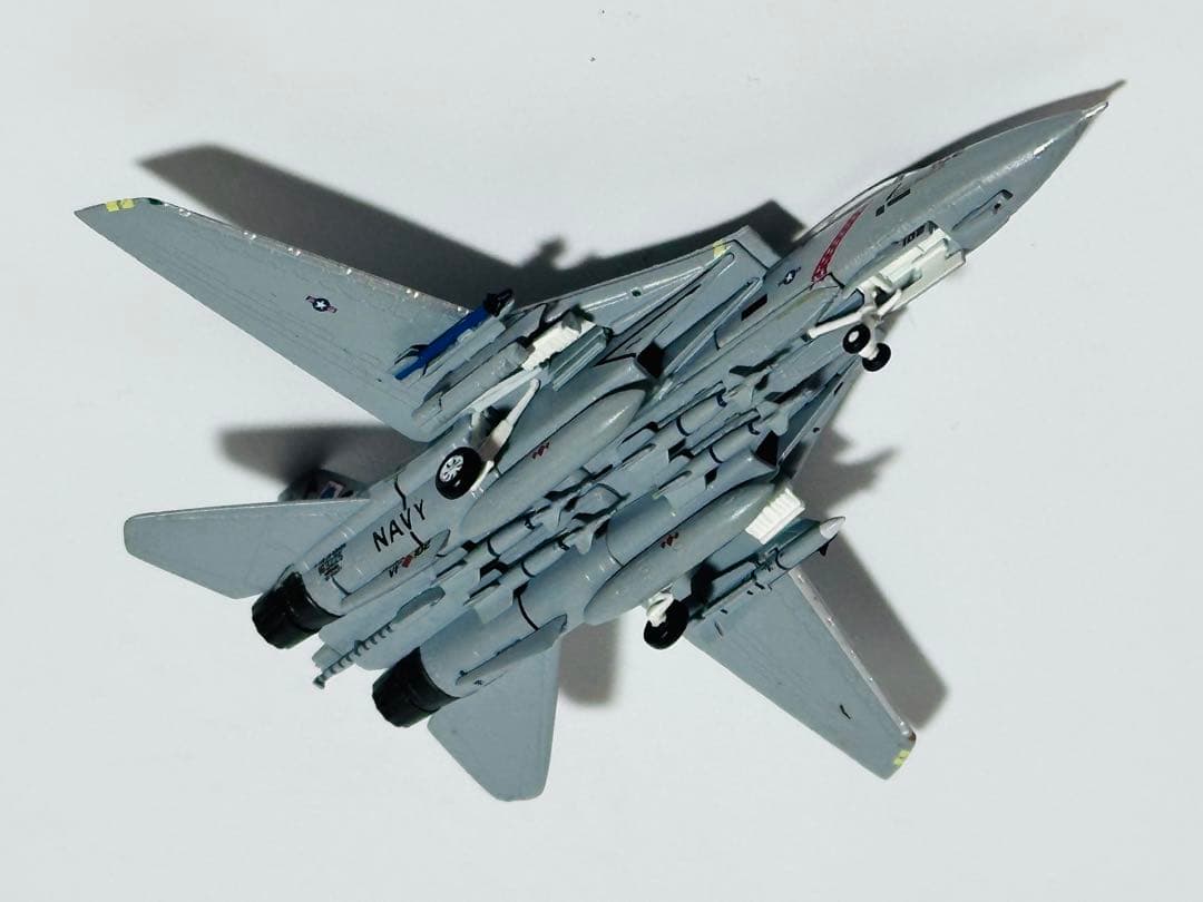 GULLIVER 1/200 F-14 TOMCAT VF-102