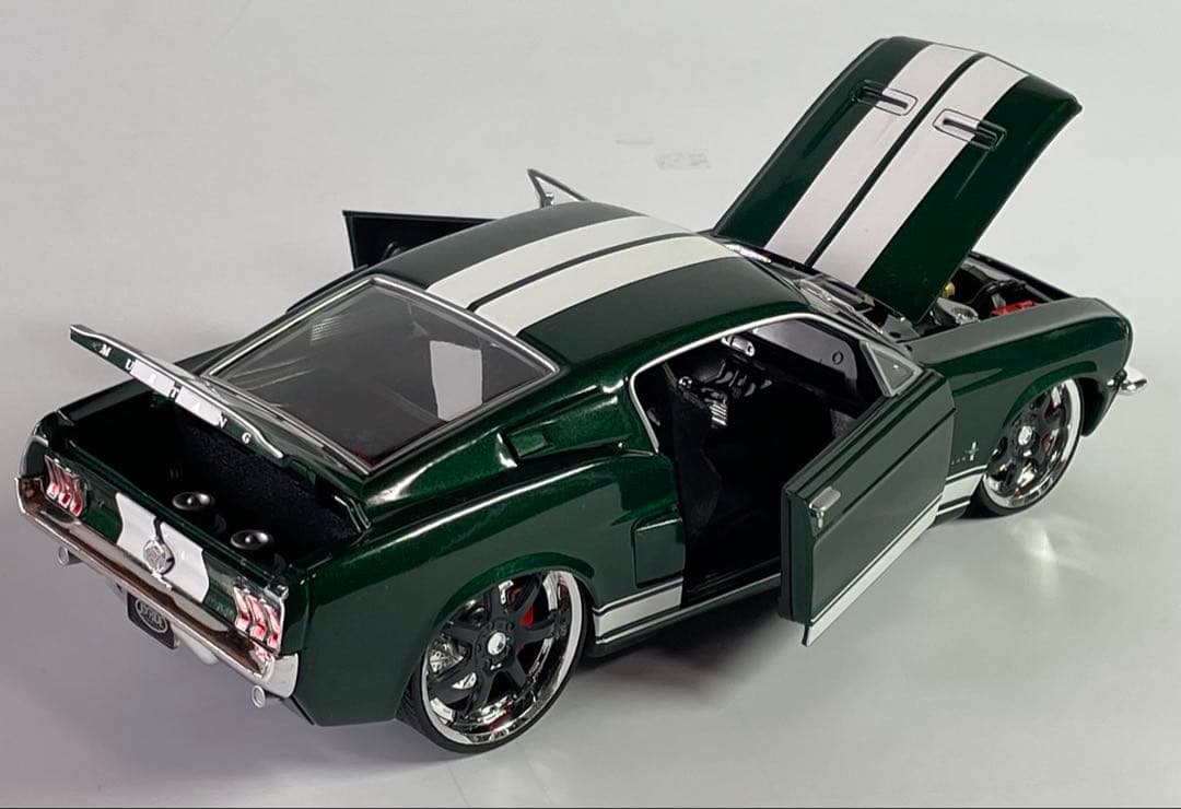 【絶版モデル】ワイルドスピード3 フォード　マスタング　1/18 ミニカー