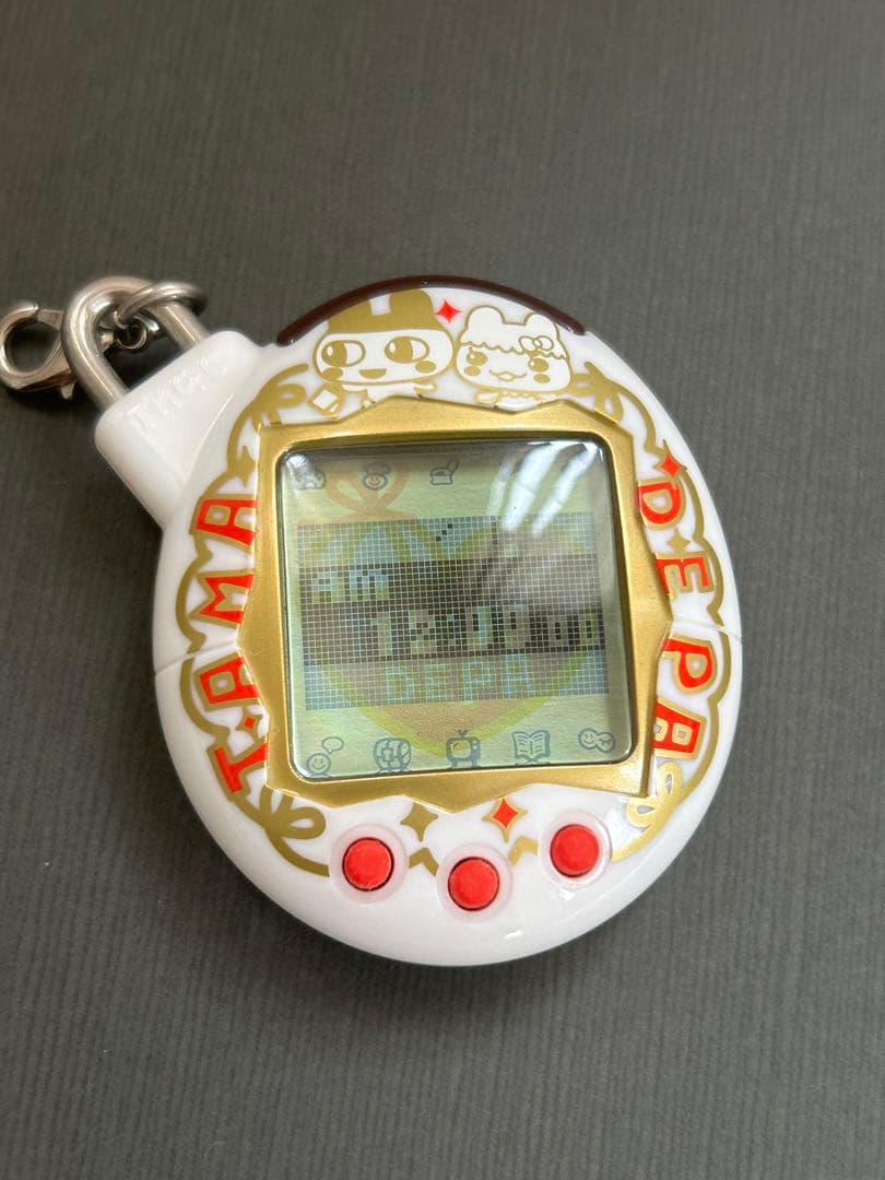 いぇー！ふぁみりーイロイロ　たまごっちプラス　たまデパ　【美品】