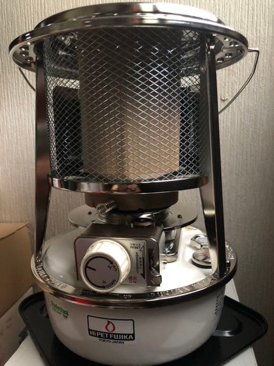 未使用品】フジカ ハイペット 反射板付き ホワイト 石油ストーブ