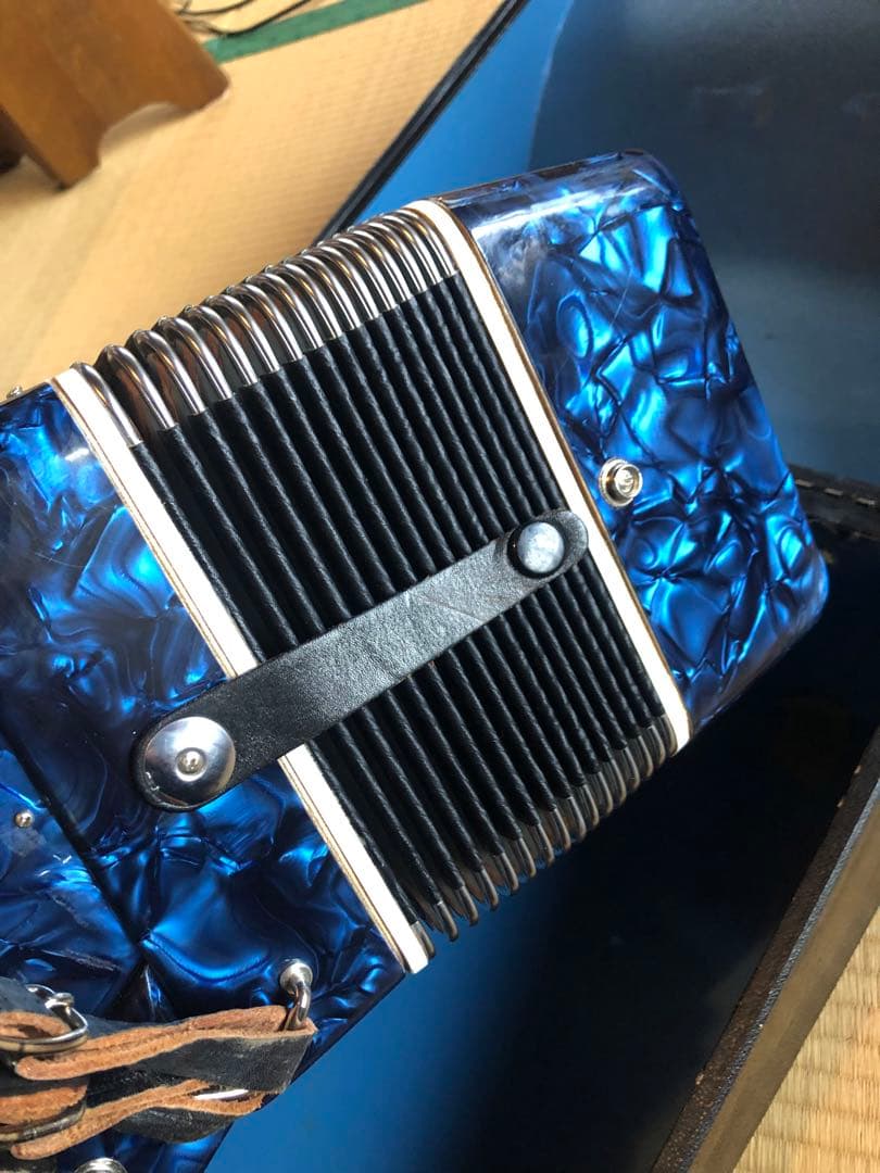 TOMBO アコーディオン 青 31鍵 ハードケース付