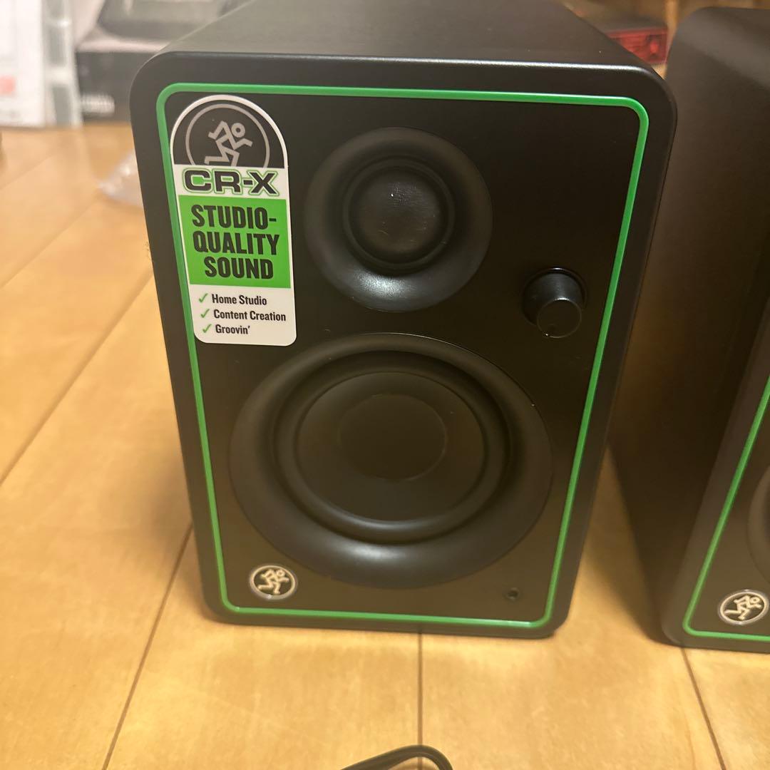 [美品]MACKIE マッキー モニタースピーカー CR-X スタジオ 3インチ2wayマルチメディアモニタースピーカー(ペア） CR3-X MACKIE