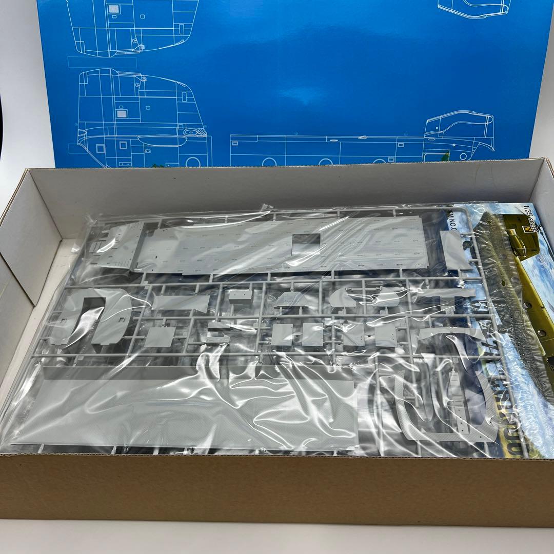 1/35 CH-47A チヌーク 大型輸送ヘリコプター プラモデル