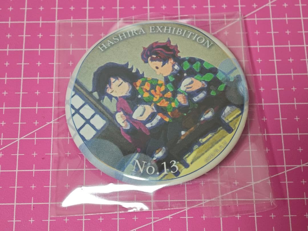 鬼滅の刃 柱展 柱百景 エモーショナル缶バッジ 冨岡義勇 - メルカリ