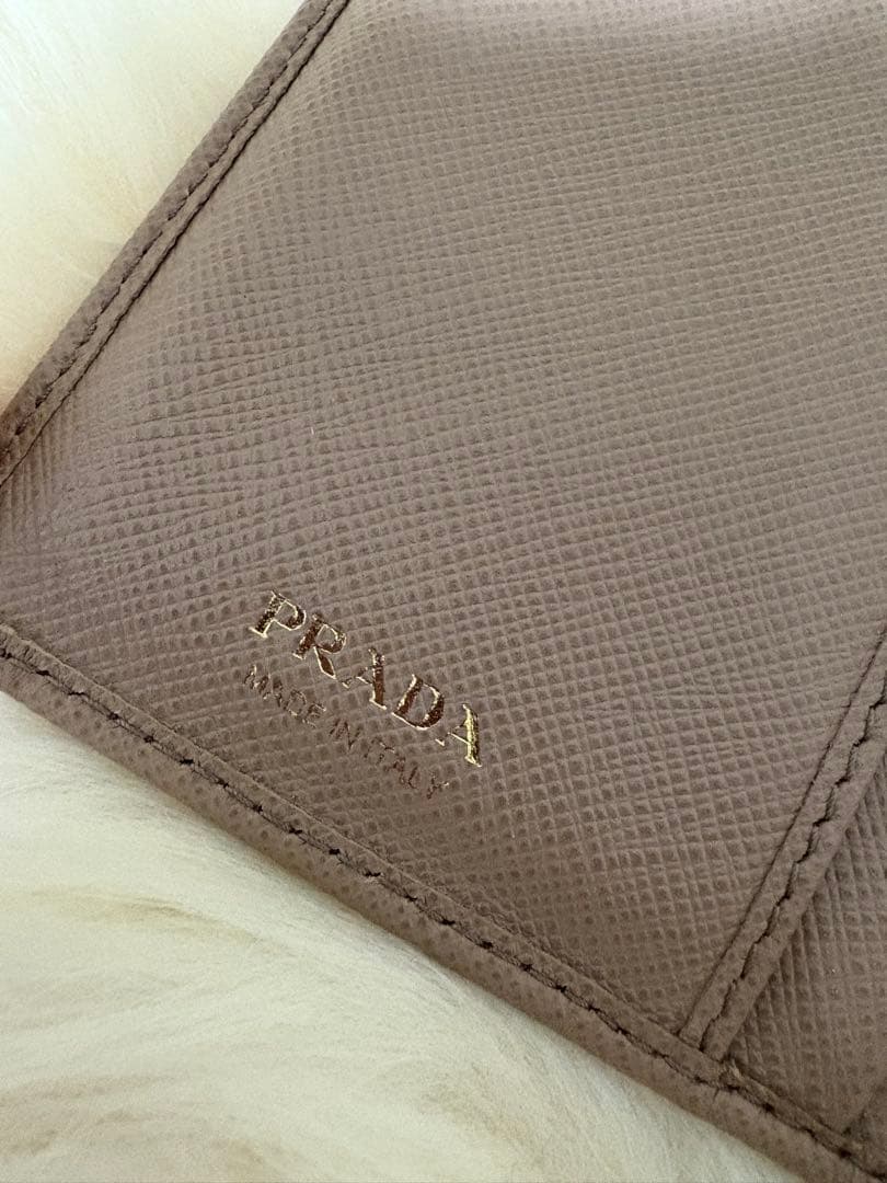 プラダ PRADA サフィアーノレザー 財布
