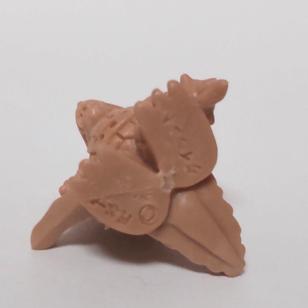 ☆コレ265 ウルトラマン怪獣消しゴム タイラント 茶色 - メルカリ