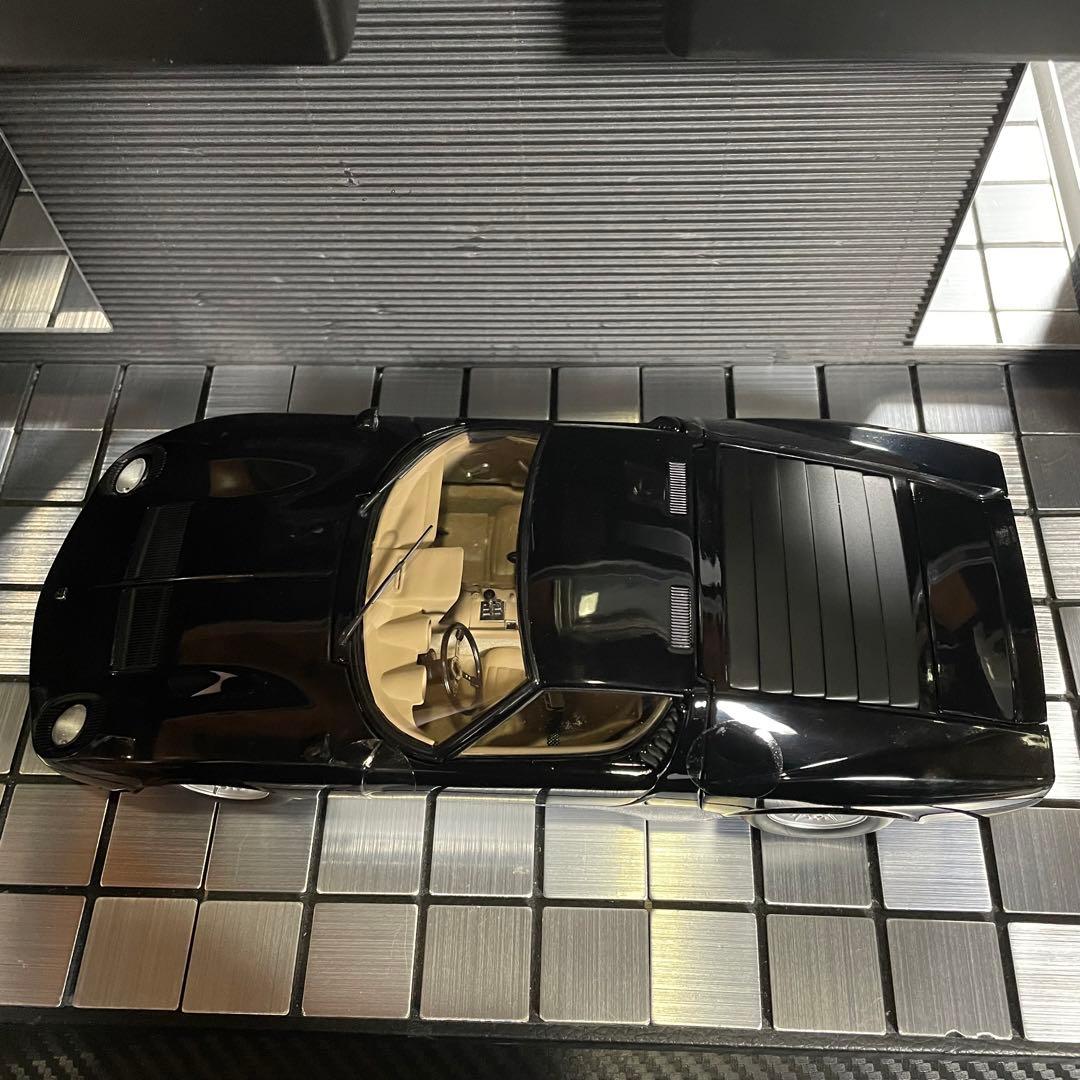 絶版未展示品　京商1/18 ランボルギーニ ミウラP400 Black