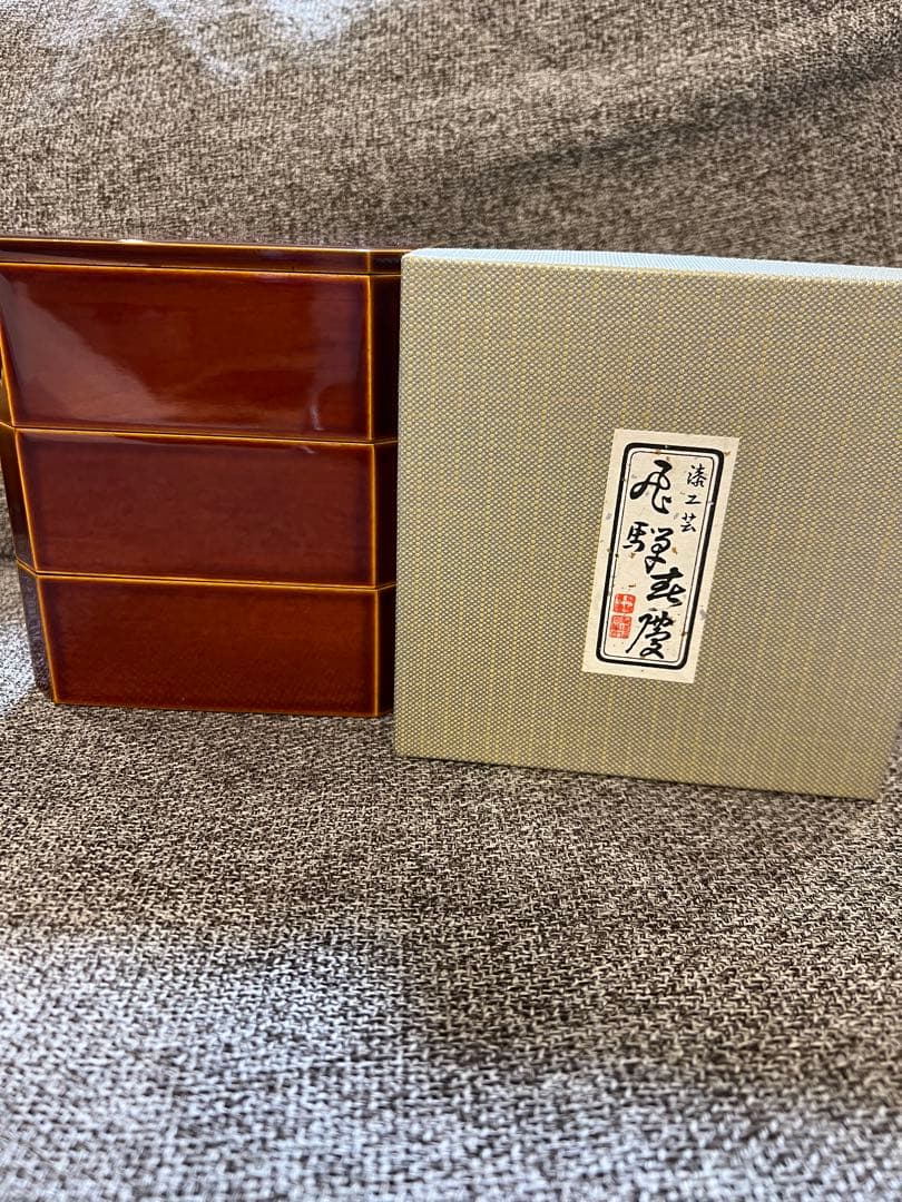 お値下げ中国人形天女です 陶器製です。陶印がありますが私にはよめ