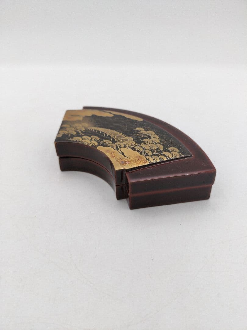 【セール】b813【新品・未使用】香合 重扇面 住吉蒔絵 中林一星 木箱 茶道具
