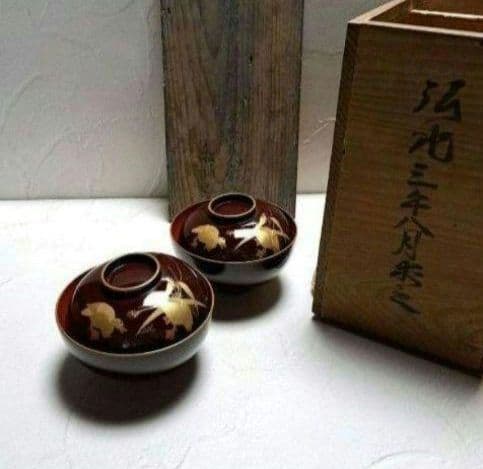 y.e様　ご予約品です 江戸時代　栗色 蓋付き椀　7客+フレームセット