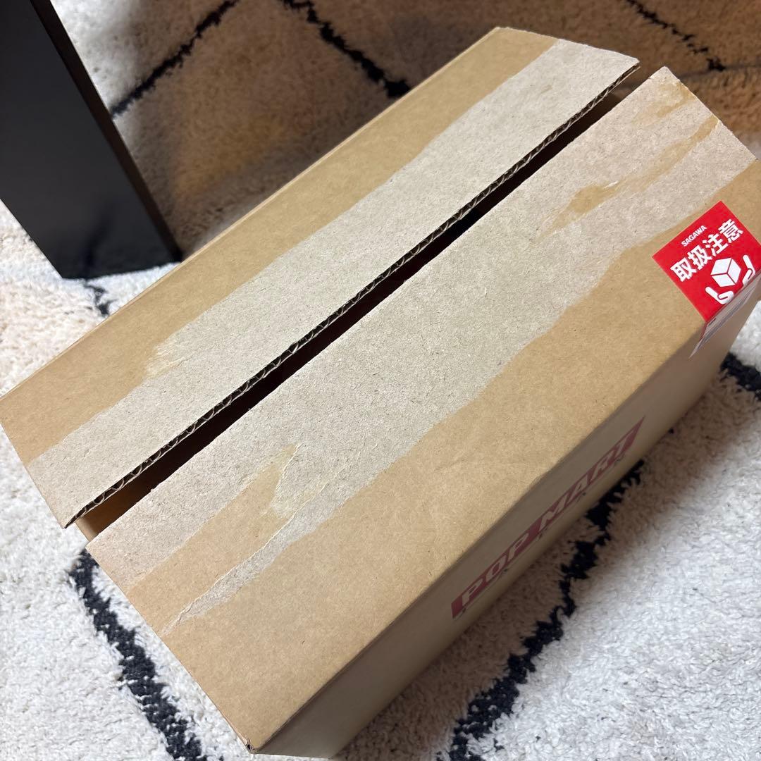 POPMART Big into Energyブラインドボックス新品未開封ラブブ