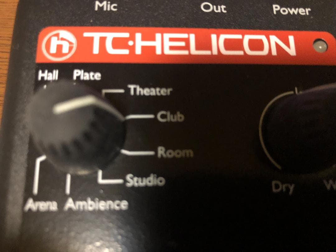 TC-HELICON VoiceTone R1 ボーカルリバーブ