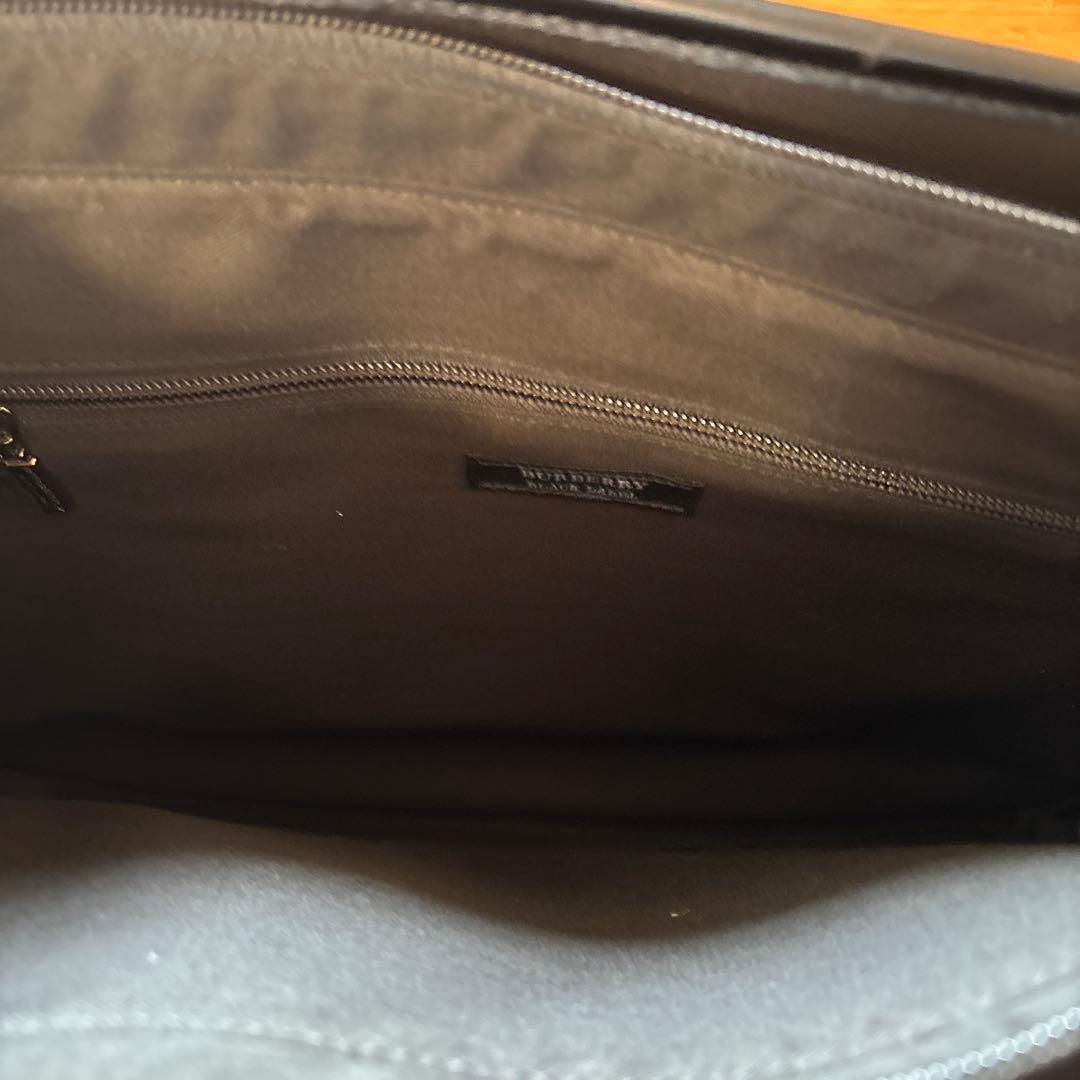 BURBERRY ブラック ビジネスバッグ