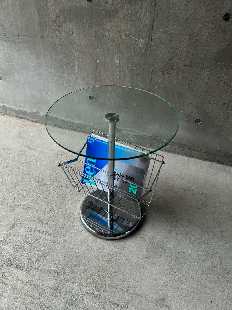 モダン マガジンラックサイドテーブル ミッドセンチュリー スペースエイジ