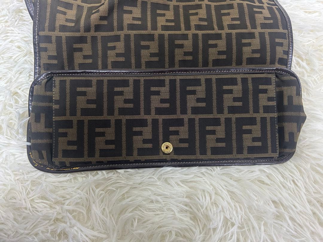Fendi ズッカ　FFロゴトートバッグ