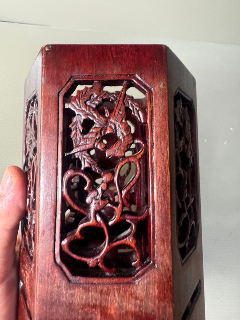 2377 筆立て 六角筆筒 縁起 六角透かし彫り書道置物