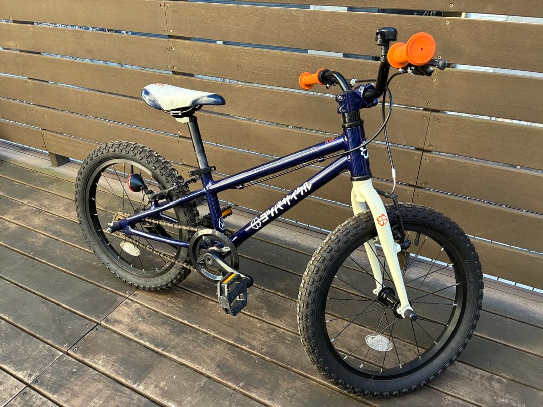 【値下げ！】ヨツバサイクル※直接渡し優先※18インチ ネイビー