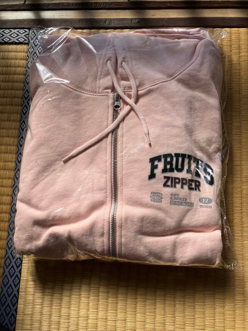 FRUITS ZIPPER フルーツジッパー 松本かれん パーカー 未開封 - メルカリ