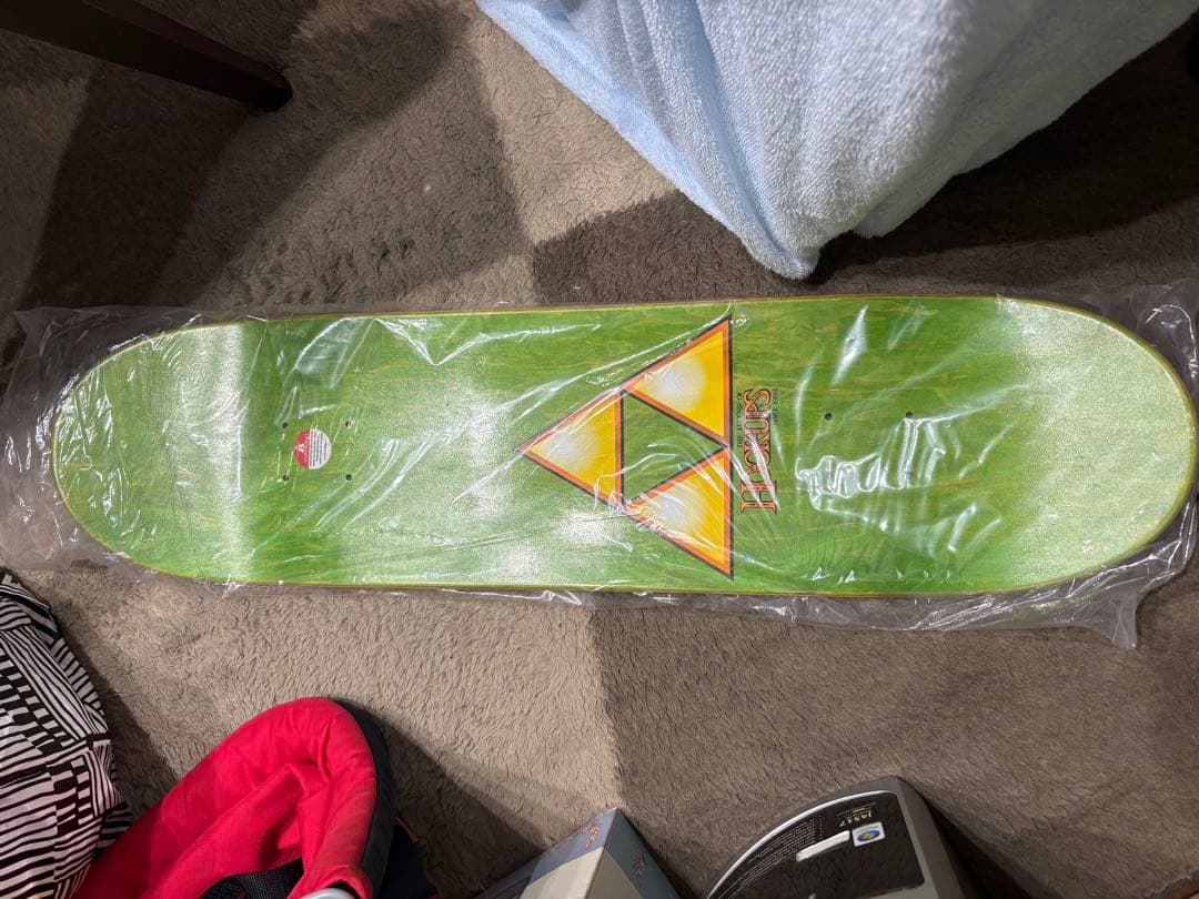 10月31まで値下げサイズ8.25 Hookups スケートボード 女ゼルダ