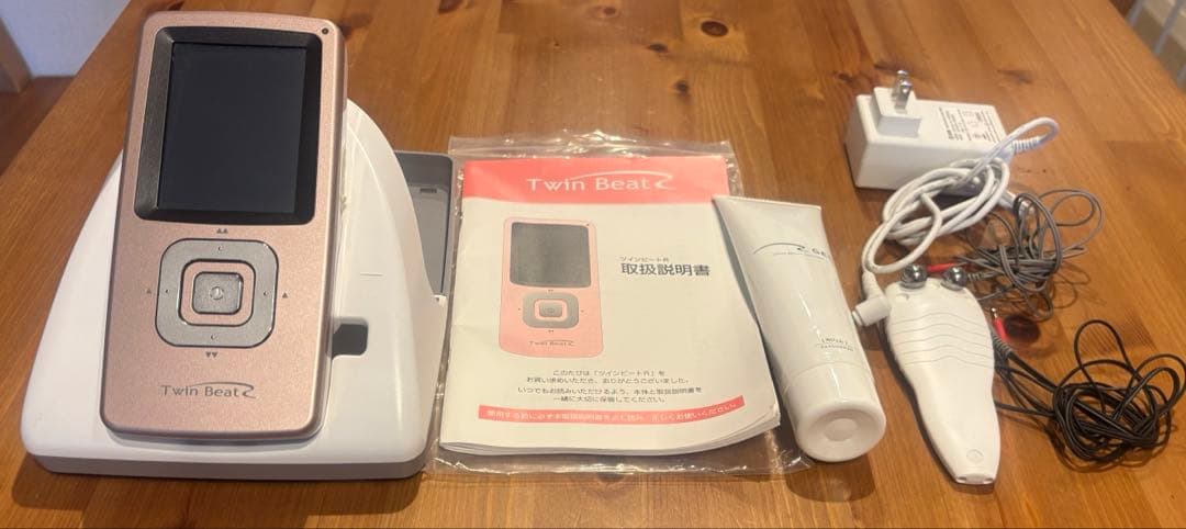 伊藤超短波株式会社 Twin Beat R ツインビート 美容機器 - メルカリ