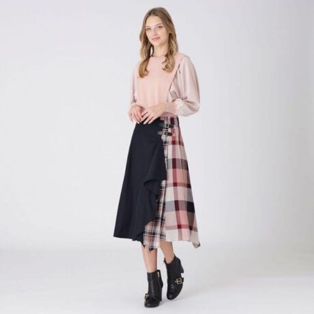 【美品】ブルーレーベルクレストブリッジ エアリーツイルスカート