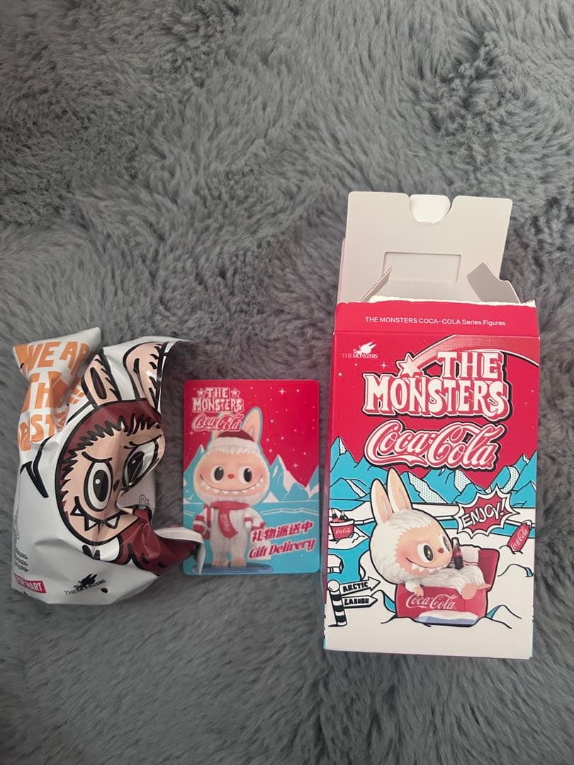 ラブブ Coca-Cola THE MONSTERS VINYL FACE - メルカリ