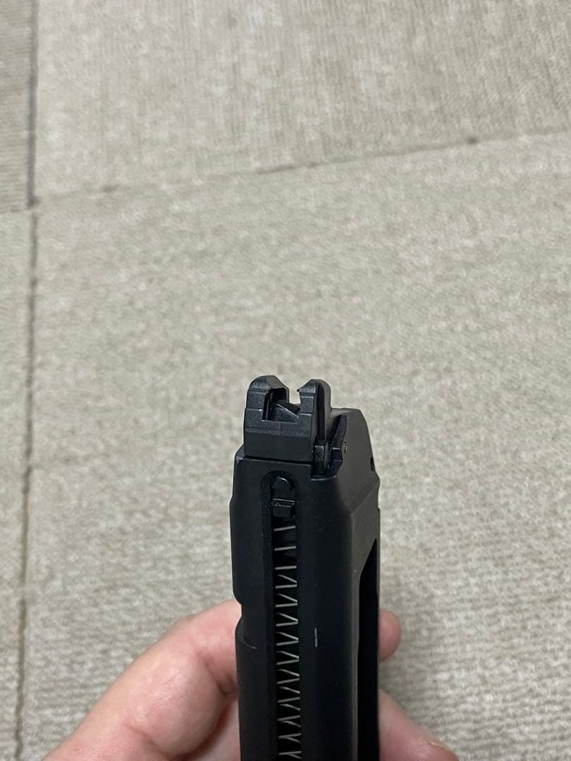 ストライカー9Q QUELL CO2ガスガン Carbon8