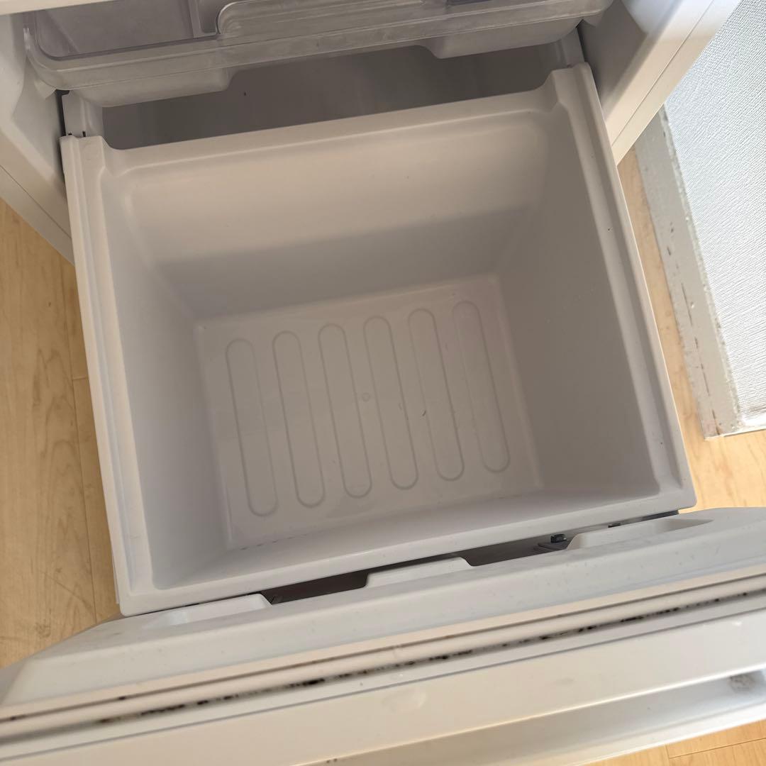 [美品] シャープ SHARP 冷蔵庫 179L つけかえどっちもドア 2ドア