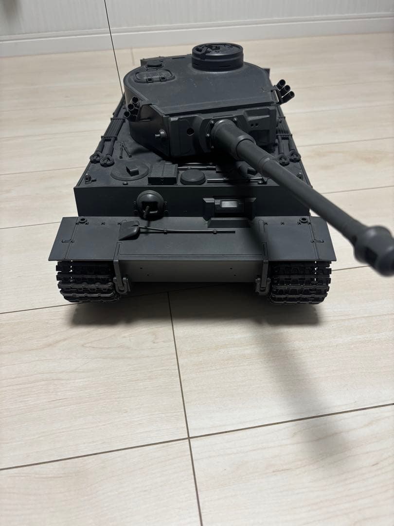 タミヤ ラジコン・タイガーⅠ(初期型)1/16 完成品