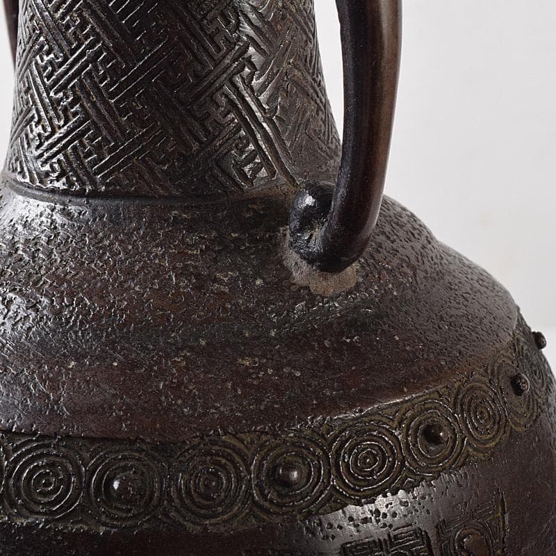 中国 大明宣徳年製 古銅宣徳銅 神獣双耳瓶 花