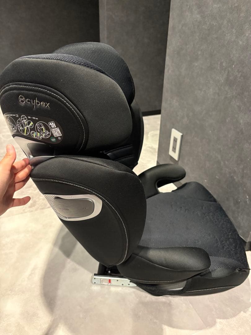 cybex　サイベックス　ジュニアシート Ti-Fix