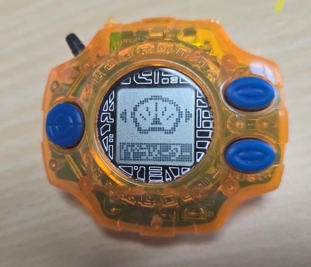 動作確認済み　デジモンアドベンチャー　デジヴァイス グレイモンカラー　1999